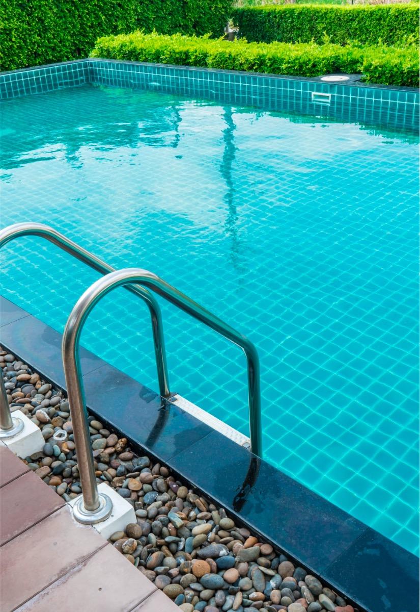 What Type Of Tile Is Best For Swimming Pools?