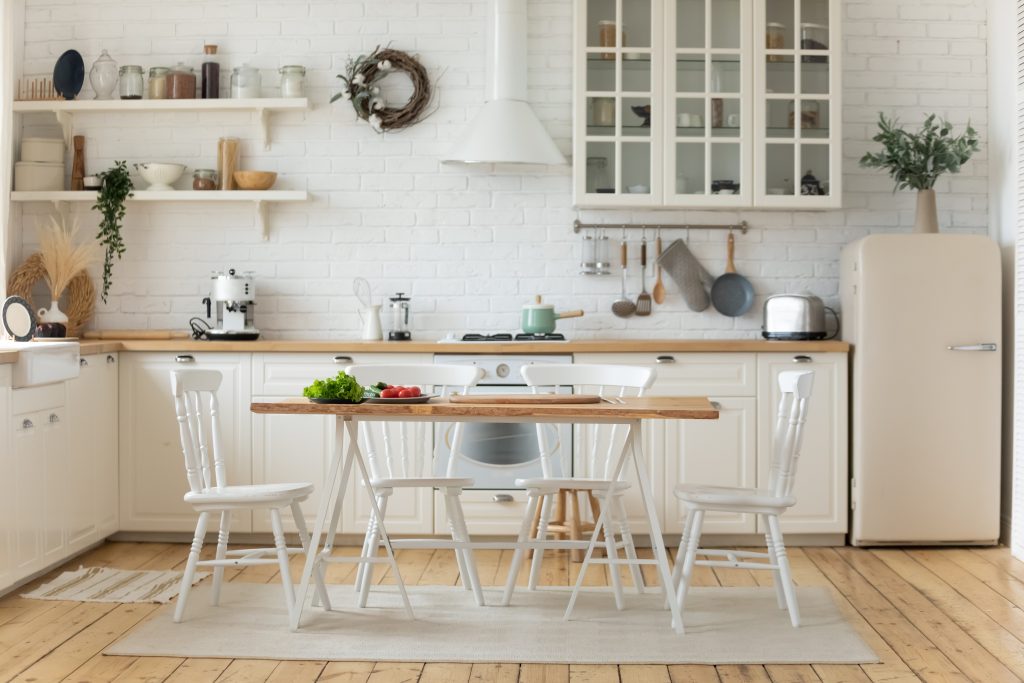 Eye Catching Backsplash