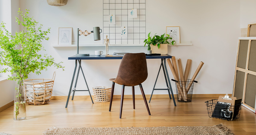 Wood And Earthy Tones flooring ideas for study room