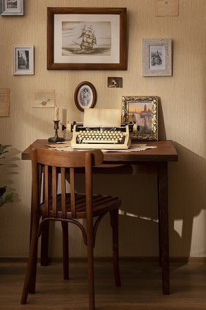Nature-Themed Study Room