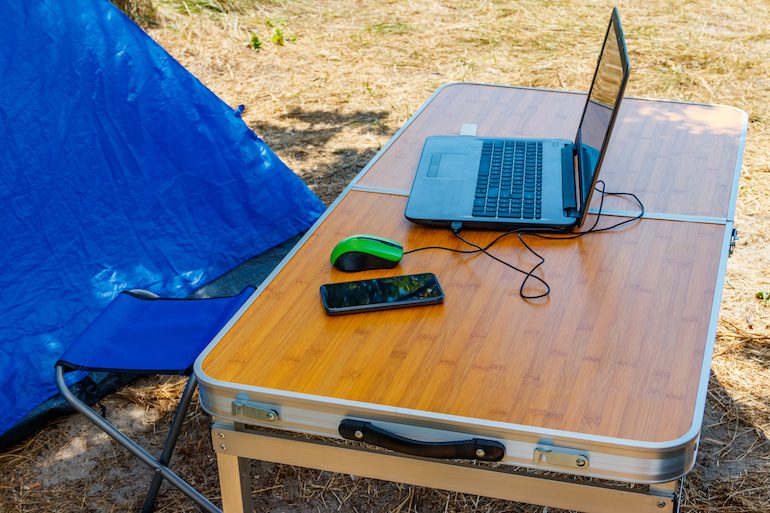 Folding Desk Design