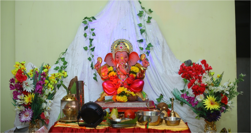 natural decoration ideas for the Ganpati mandap