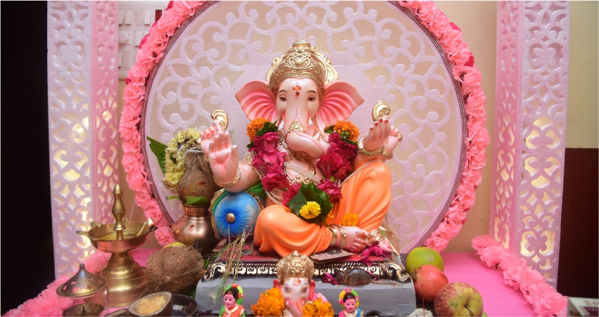 Ganpati decoration ideas with artificial flowers