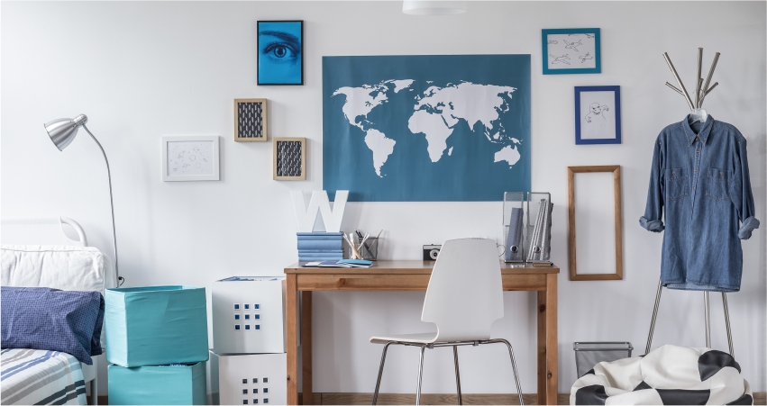 White and Ultramarine Blue Study Room Colour Combination