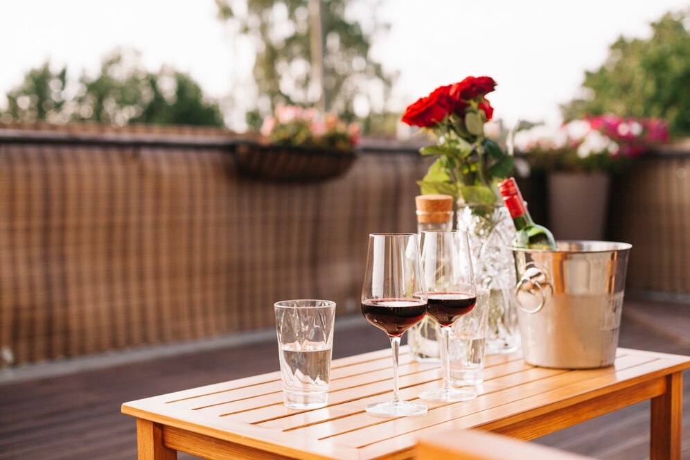Dine Outdoors In This Timeless Balcony 