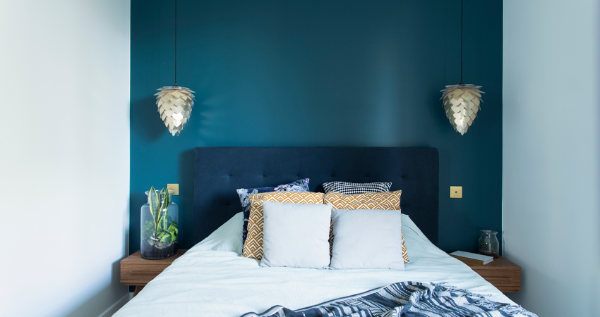 Tantalising Teal with a Cool Sky Blue Colour Combination for the Bedroom